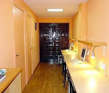 Residencia Universitaria San Marius- Muntaner Barcelona
